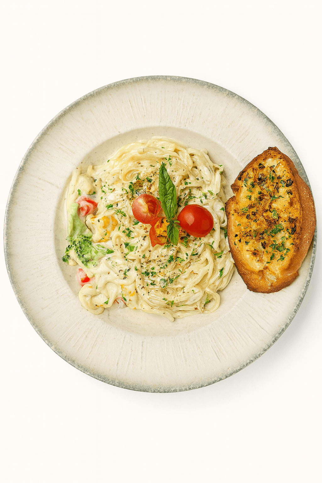 Creamy Alfredo Pasta at Snuzzles Cafe, Jayanagar